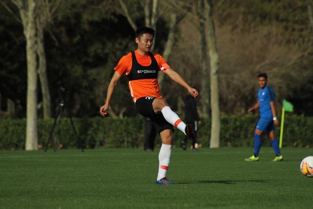 世界杯-新西兰险胜埃及 南苏丹锁定奥运创历史