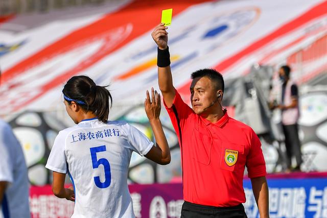 灰熊逆转步行者6连胜 尼克斯大胜送鹈鹕8连败