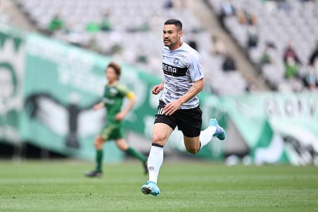 阿圭罗：萨拉赫已经与利物浦续约2年